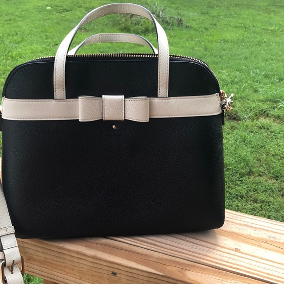 kate spade Handbags - Kate Spade Black and Cream Bow Purse